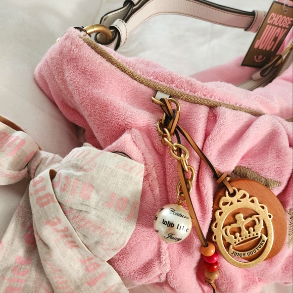 SOLD 💞🩷Juicy Couture Pink Bag🩷 - Picture 11 of 15